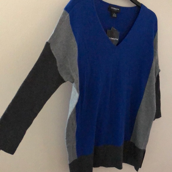 Liz Claiborne Career V-neck Top New - Picture 3 of 4